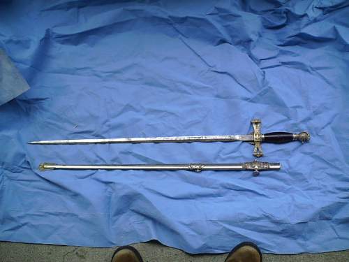 flea market pickup sword german?