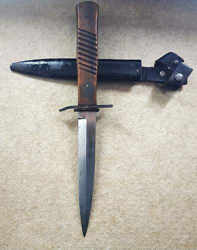 WWI German trench knifes genuine?