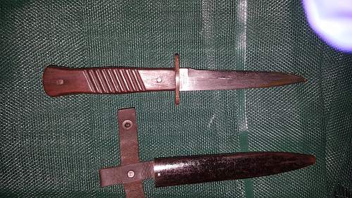 WW1 Gottlieb Hammesfahr trench knife?