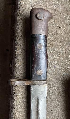 Help identifying this bayonet