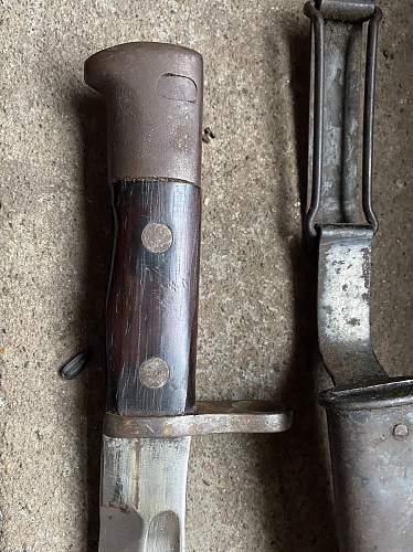 Help identifying this bayonet