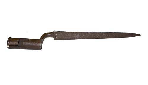 Another unidentified shortened bayonet