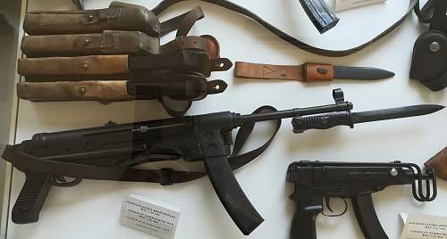 Yugo &quot;M 1956&quot; sub-machine gun bayonet