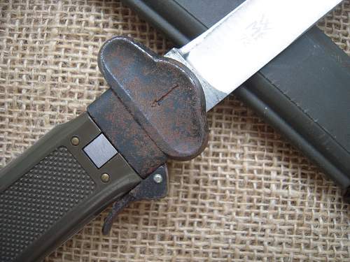 German Gravity Knife, OFW