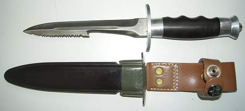 Chinese PLA paratroopers combat knife