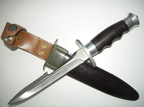 Chinese PLA paratroopers combat knife