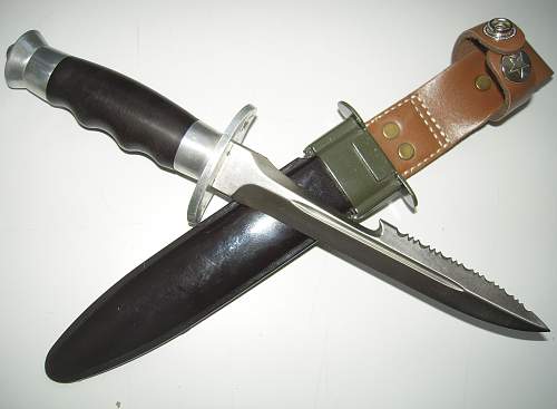 Chinese PLA paratroopers combat knife