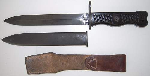 Yugo &quot;M 1956&quot; sub-machine gun bayonet