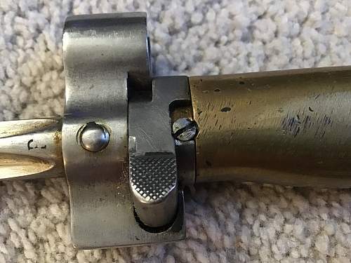 Bayonet identification help