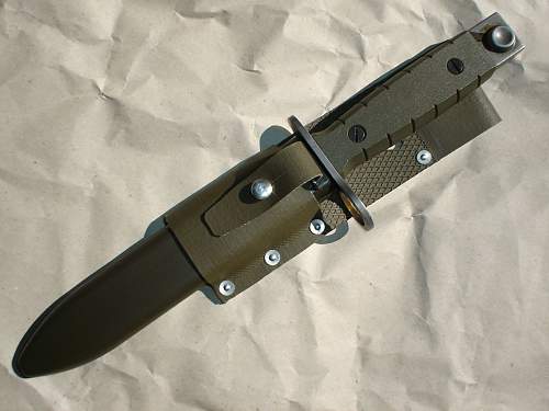 Swiss M1990 bayonet for SIG 90 assault rifle