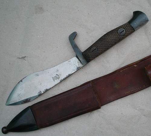 Spanish fighting knife