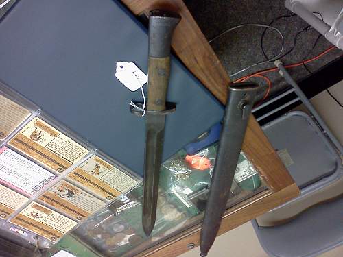 Unknown bayonet