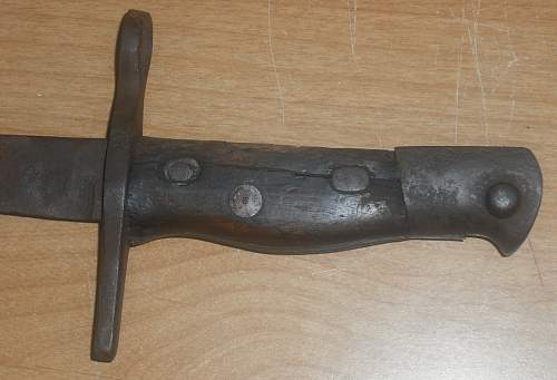 WWII Japanese Arisaka??  Bayonet Close, but no cigar!  Please help