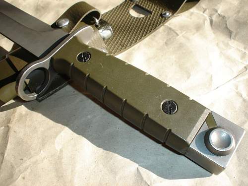 Swiss M1990 bayonet for SIG 90 assault rifle