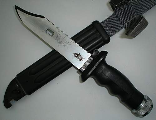 KM87 survival-knife