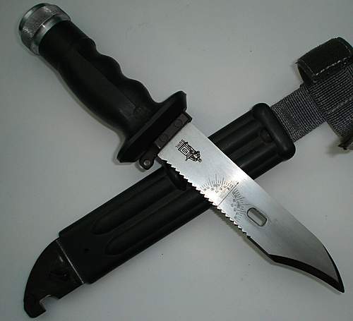 KM87 survival-knife