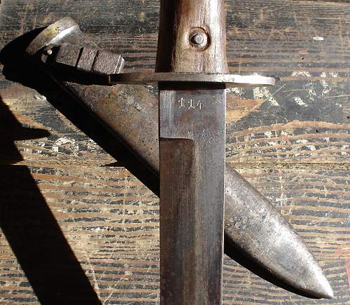 &quot;numbered&quot; Italian &quot;M 39&quot; combat knife