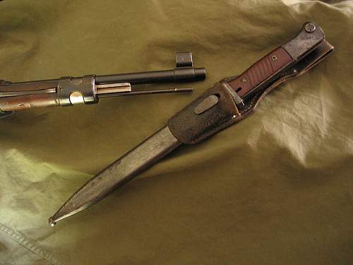 Interesting 1944 Combat Bayonet numbers, scabbard and frog questions? Experts? ;-)