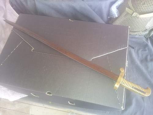 Help identifying antique US sword bayonet