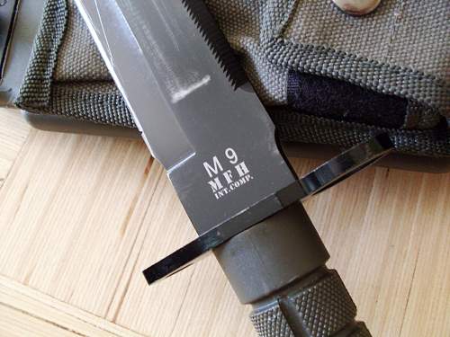 M9 bayonet producer mark