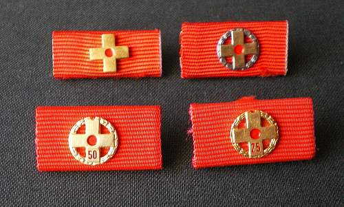 Red Cross decorations and badges