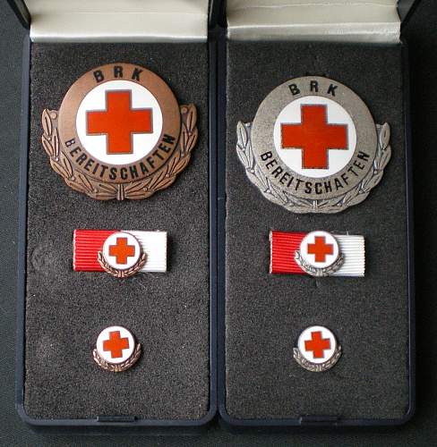 Red Cross decorations and badges