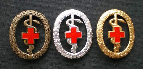 Red Cross decorations and badges