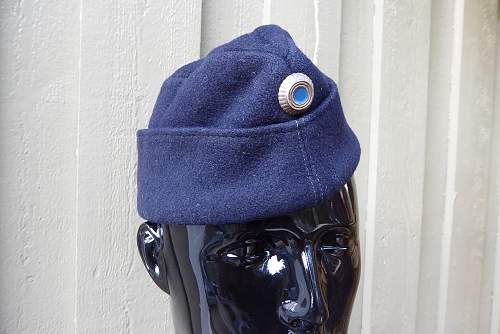 Bundeswehr Berets and soft caps....