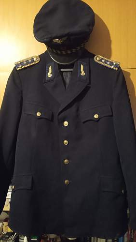 post-war uniform deutsche bahn?