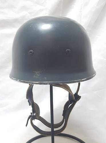 Early post war para helmet for opinion / discussion