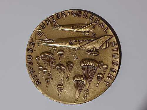Kreta commemorative medallion