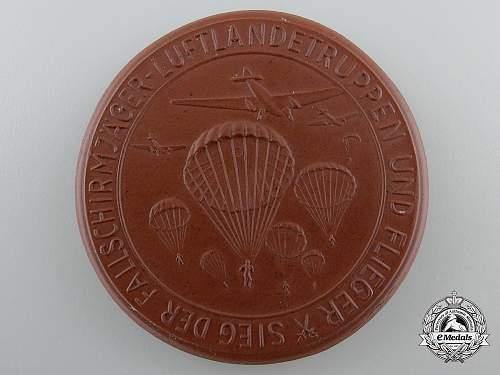 Kreta commemorative medallion