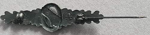 Tätigkeitsabzeichen für Fallschirmspringer 1957-1958 - Parachutists Badge 1957-1958 - Assmann Basic with pin back fastener