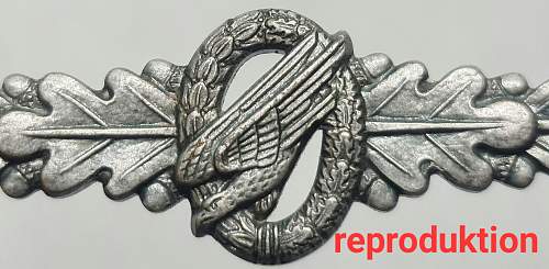 Tätigkeitsabzeichen für Fallschirmspringer 1957-1958 - Parachutists Badge 1957-1958 - Assmann Basic with splint pins