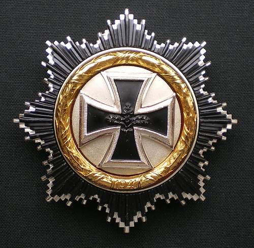 57er Deutsches Kreuz in Gold grouping