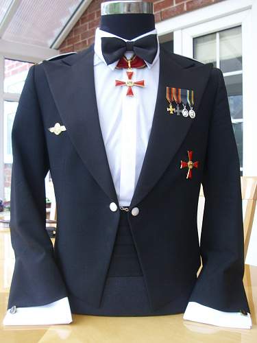 BW Heer Officers mess jacket......