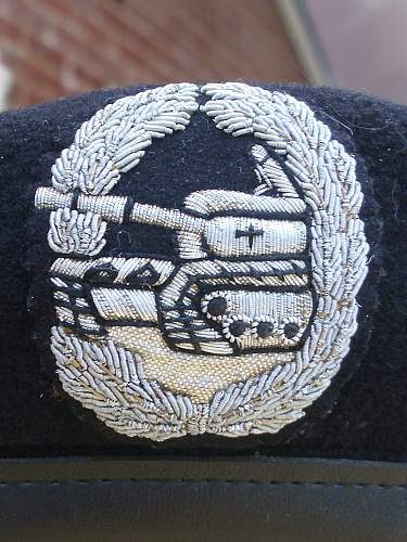 BW Panzer Officers black beret............