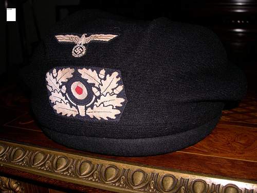 BW Panzer Officers black beret............