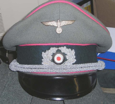 BW Panzer Officers black beret............