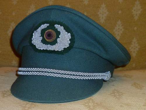 Bundeswehr caps, cap badges and other collectables