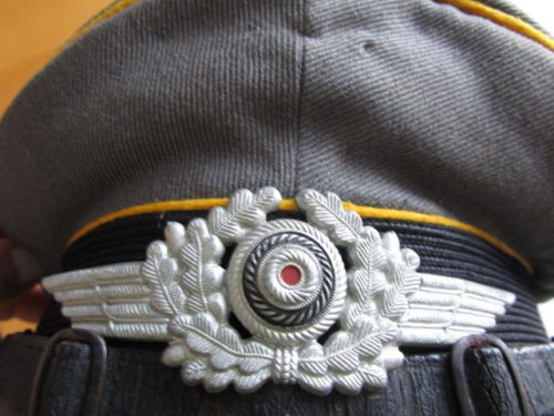 help please, luftwaffe schirmmutze for authentification