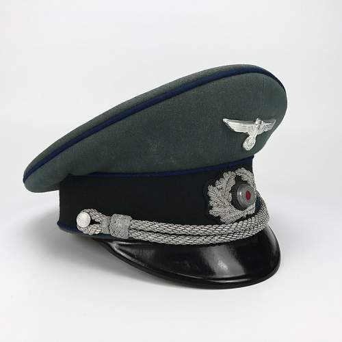 Suspicious Wehrmacht visors