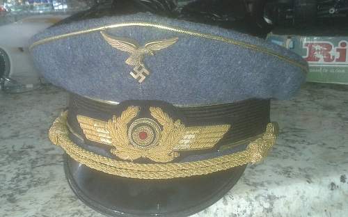 Luftwaffe Schirmmutze help.....General Officer