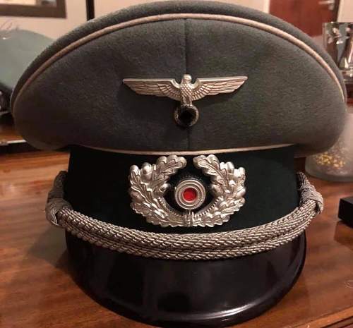 Infantry Officer Visor Cap genuine?