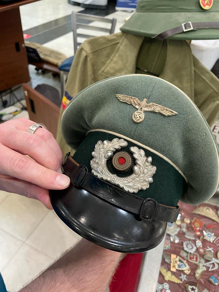 WW2 German, Soviet, Allied militaria, uniforms, awards, weapons history.  War relics forum