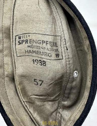 Authentic panzer cap?