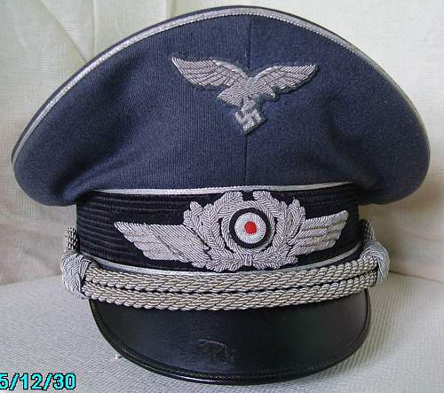 Luftwaffe Officer cap for discussion.