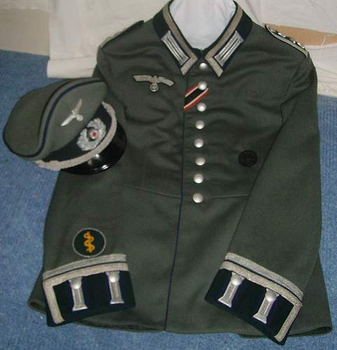 Private purchase medical NCO cap for rank of Unterarzt