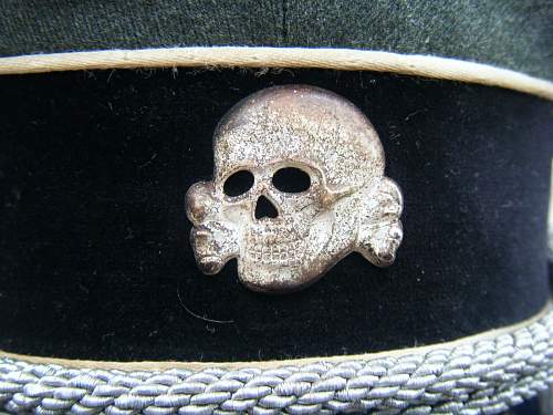 SS Officers Cap that has been doing the rounds..... Ben Please HELP!