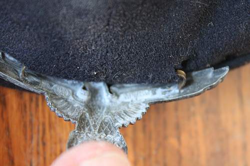 Help to ID and authenticate SS Black peaked cap, no piping